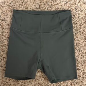 Girlfriend Collective Green Bike Shorts NWOT